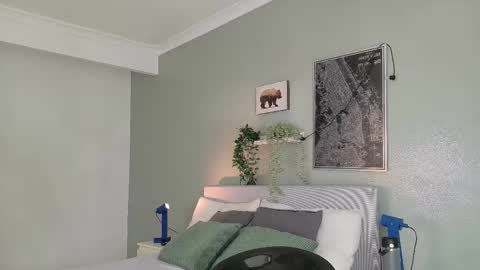 Snapshot of nickifox__ chatting on October 11, 7:34 pm NICKI FOX online show from October 11, 7:34 pm