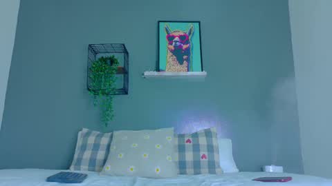 Snapshot of nickifox__ chatting on November 17, 7:41 pm NICKI FOX online show from November 17, 7:41 pm