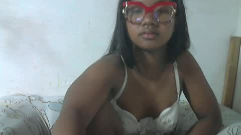 Snapshot of nickiqqyuu chatting on June 18, 12:22 am nickiqqyuu online show from June 18, 12:22 am