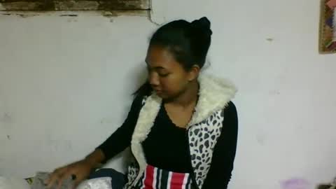 Snapshot of nickiqqyuu chatting on June 25, 12:21 am nickiqqyuu online show from June 25, 12:21 am