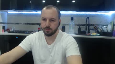 Julian online show from February 11, 8:52 am