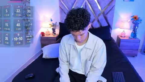 Snapshot of nickolas_moon chatting on September 25, 2:21 pm Nickolas Muoz online show from September 25, 2:21 pm