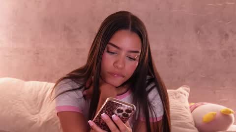 Snapshot of nicky_and_blake chatting on October 19, 8:31 pm nicky and blake online show from October 19, 8:31 pm