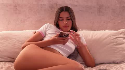 Snapshot of nicky_and_blake chatting on October 29, 9:16 pm nicky and blake online show from October 29, 9:16 pm