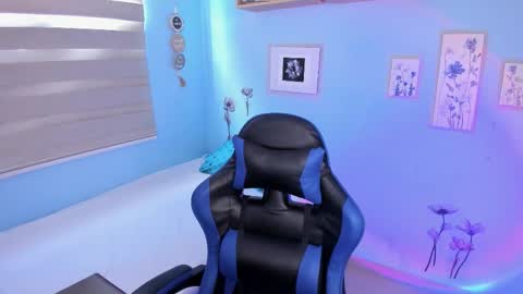 lucy online show from October 14, 9:15 pm