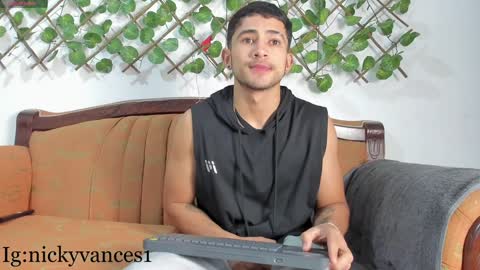 Snapshot of nicky_vance chatting on January 6, 7:24 pm nicky online show from January 6, 7:24 pm