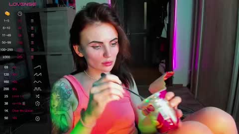 Nicky Weekends online show from February 24, 4:15 pm