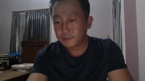 nickyang75 online show from December 4, 8:29 pm