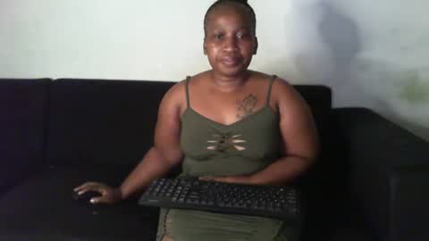 Snapshot of nickynoble chatting on May 29, 11:36 pm nickynoble online show from May 29, 11:36 pm