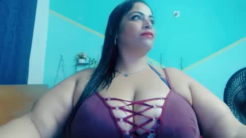 nickyribeiro online show from March 24, 5:56 am