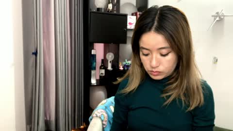 Snapshot of nickywindsor chatting on December 24, 9:44 pm Nicky online show from December 24, 9:44 pm