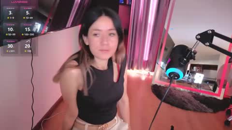 Snapshot of nickywindsor chatting on September 26, 3:38 pm Nicky online show from September 26, 3:38 pm