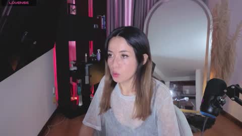 Snapshot of nickywindsor chatting on October 5, 4:27 pm Nicky online show from October 5, 4:27 pm