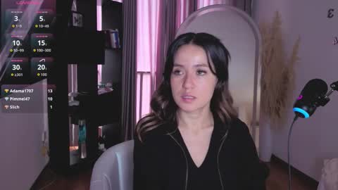 Snapshot of nickywindsor chatting on October 30, 5:57 pm Nicky online show from October 30, 5:57 pm