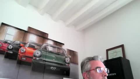 Snapshot of nico4funfrench chatting on April 16, 7:31 am Nico online show from April 16, 7:31 am