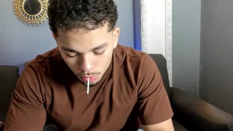 Snapshot of nico_blaze7 chatting on December 4, 12:25 pm nico_blaze7 online show from December 4, 12:25 pm