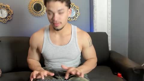 Snapshot of nico_blaze7 chatting on December 5, 12:25 pm nico_blaze7 online show from December 5, 12:25 pm