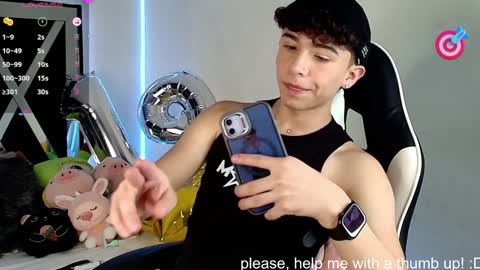 Snapshot of nico_cruz chatting on December 14, 10:13 am nico online show from December 14, 10:13 am