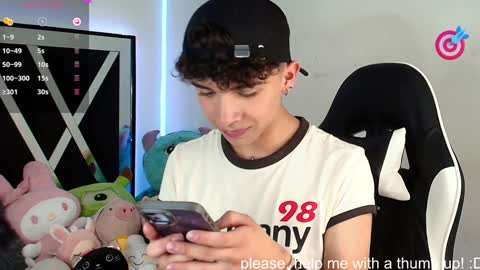 Snapshot of nico_cruz chatting on December 27, 6:10 pm nico online show from December 27, 6:10 pm