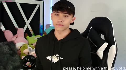 Snapshot of nico_cruz chatting on December 31, 6:05 am nico online show from December 31, 6:05 am