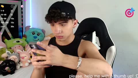 Snapshot of nico_cruz chatting on December 31, 9:10 am nico online show from December 31, 9:10 am