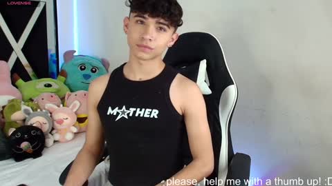 Snapshot of nico_cruz chatting on December 31, 12:15 pm nico online show from December 31, 12:15 pm