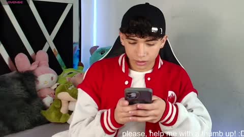 Snapshot of nico_cruz chatting on January 5, 12:31 am nico online show from January 5, 12:31 am