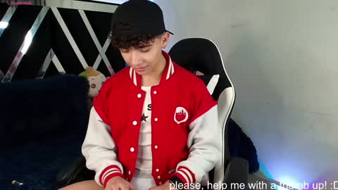 Snapshot of nico_cruz chatting on January 11, 6:56 am nico online show from January 11, 6:56 am