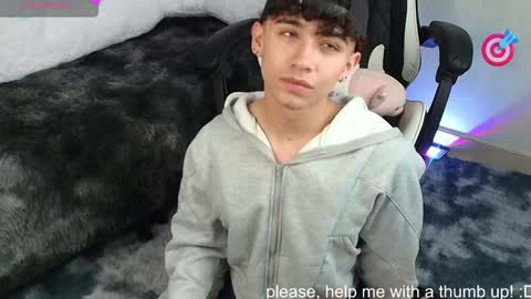 Snapshot of nico_cruz chatting on January 24, 10:00 am nico online show from January 24, 10:00 am