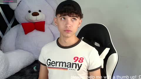 Snapshot of nico_cruz chatting on January 30, 10:08 am nico online show from January 30, 10:08 am