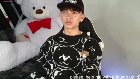 Snapshot of nico_cruz chatting on January 31, 4:36 am nico online show from January 31, 4:36 am