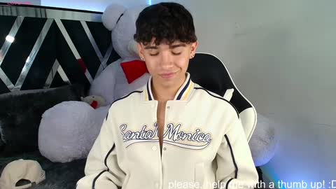 Snapshot of nico_cruz chatting on February 2, 6:26 am nico online show from February 2, 6:26 am