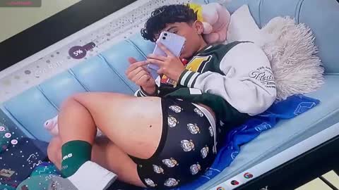 Snapshot of nico_cruz chatting on February 18, 4:58 am nico online show from February 18, 4:58 am