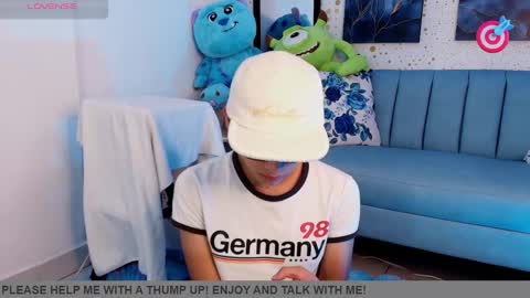 Snapshot of nico_cruz chatting on March 5, 1:28 pm nico online show from March 5, 1:28 pm