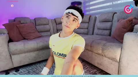 Snapshot of nico_cruz chatting on September 17, 10:22 pm nico online show from September 17, 10:22 pm