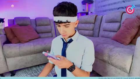 Snapshot of nico_cruz chatting on October 17, 5:10 am nico online show from October 17, 5:10 am