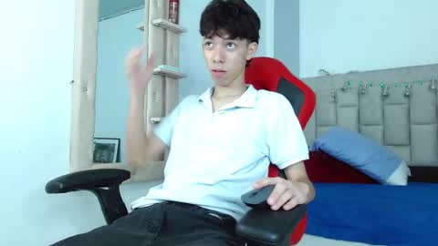 nico online show from December 16, 6:35 pm