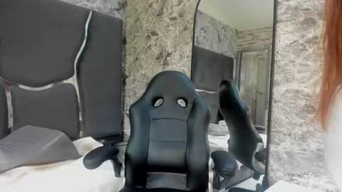 nico_mahecha online show from October 29, 7:48 pm