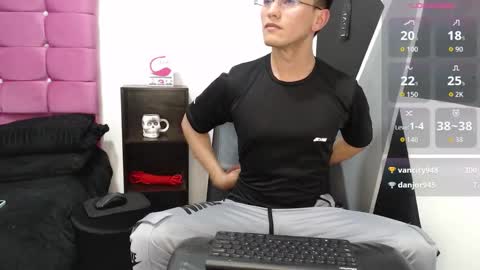 Nicols online show from October 24, 7:32 pm