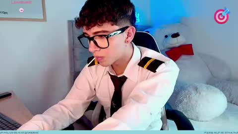 Snapshot of nico_prince chatting on March 27, 8:19 pm nico online show from March 27, 8:19 pm