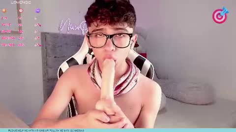 nico  online show from July 27, 11:23 pm
