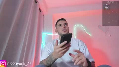 Nicolas online show from January 11, 7:02 am