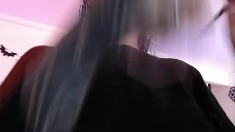 Snapshot of nicoblacke chatting on October 14, 12:17 pm Nico Blacke     online show from October 14, 12:17 pm