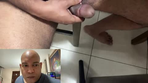 Snapshot of nicocar83 chatting on March 28, 8:36 am Carlos Nico online show from March 28, 8:36 am