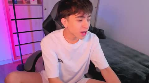 Nicolas online show from September 23, 7:06 pm