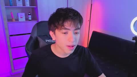 Nicolas online show from October 20, 8:09 pm