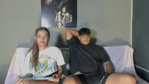 nicol_and_thiago_212 online show from March 26, 8:36 pm