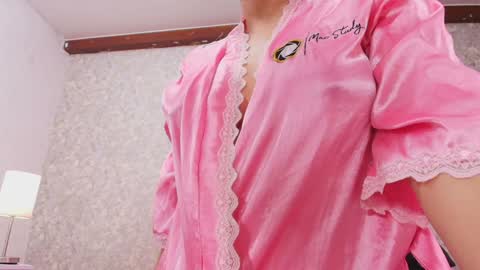 Nicol online show from December 20, 7:17 pm