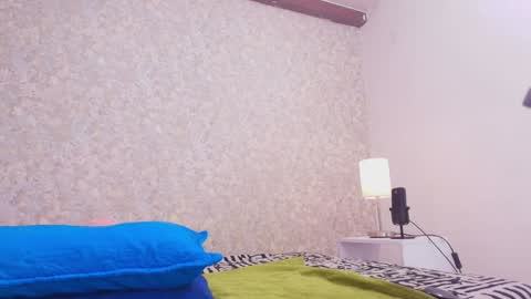 Nicol online show from January 8, 7:34 pm