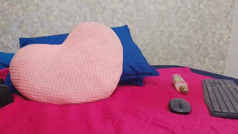 Nicol online show from March 3, 10:20 pm